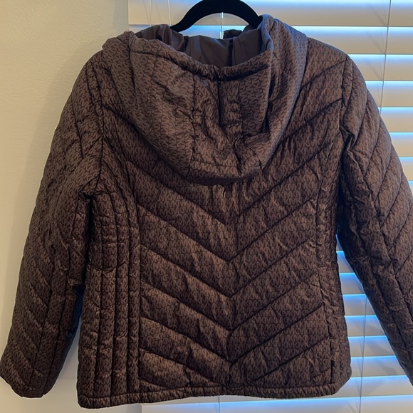 NWT Michael Kors packable jacket - Picture 3 of 6